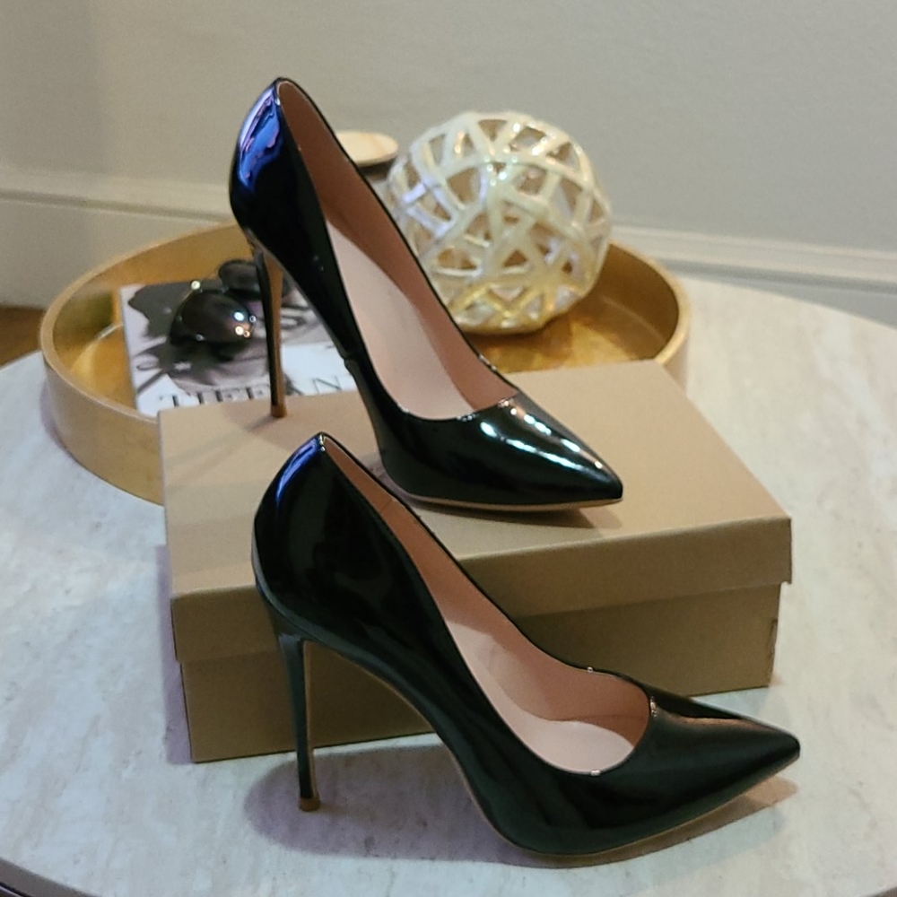 Black Patent Stilltoes Size 10